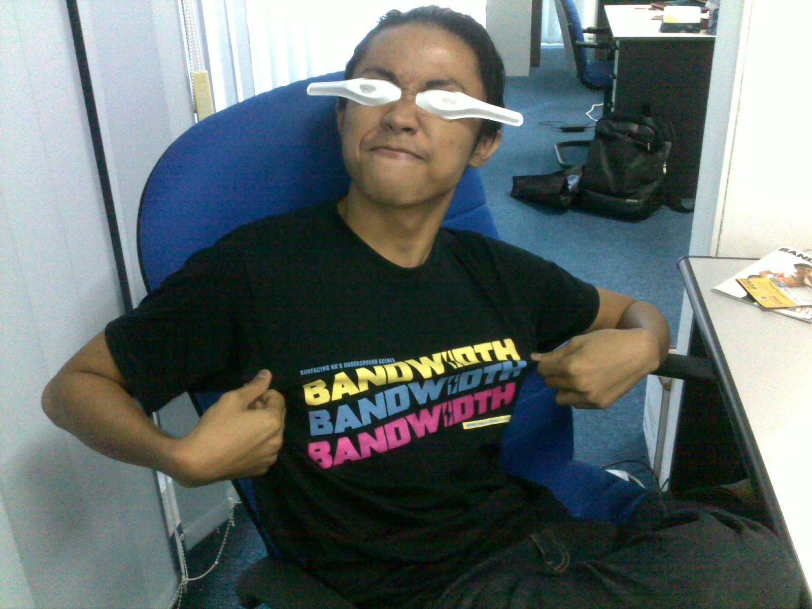 Razie covering an event for Bandwidth Magazine
