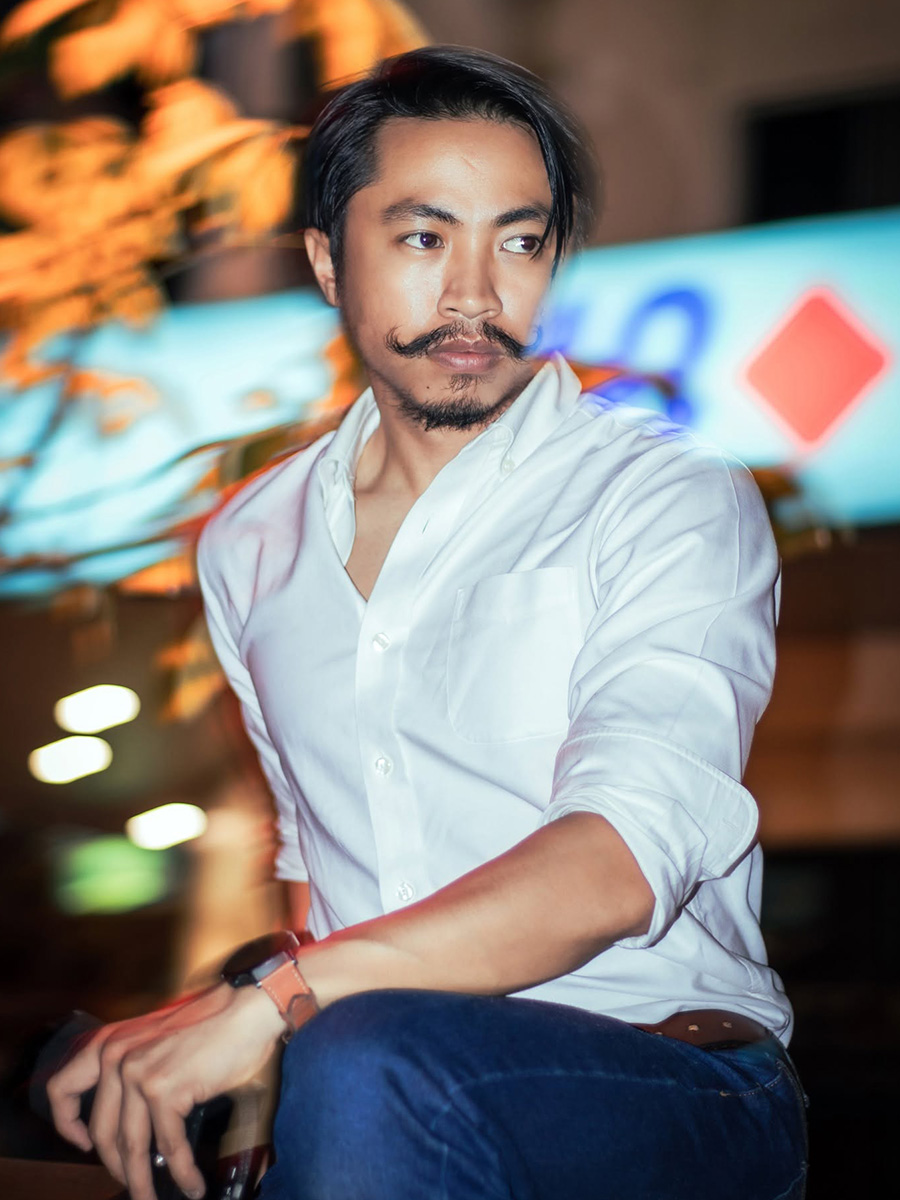 Razie Alfiedan, founder of Nuaie Studio